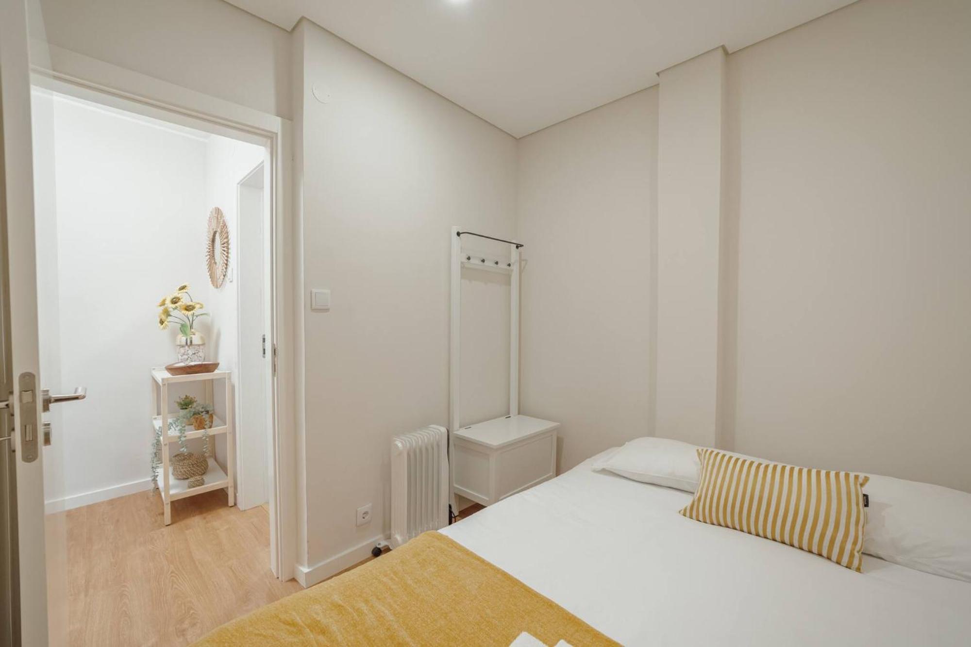 Morro Garden Apartment By Hosty Вила Нова ди Гая Екстериор снимка